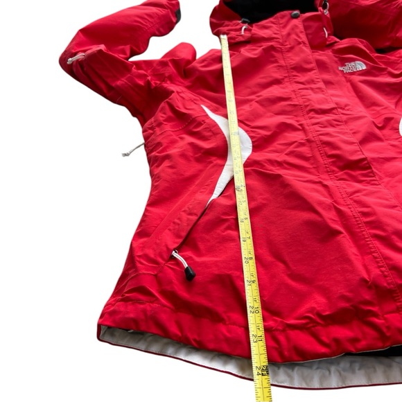 The North Face Red Ski & Snow Jacket - Picture 11 of 14